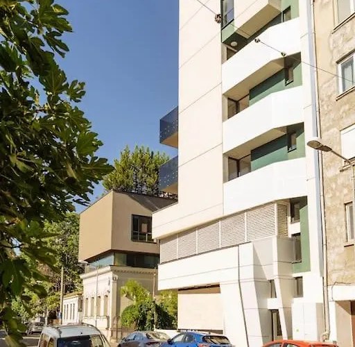 1 - New Building & Parking Apartament