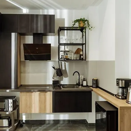 Apartament 1 - New Building & Parking