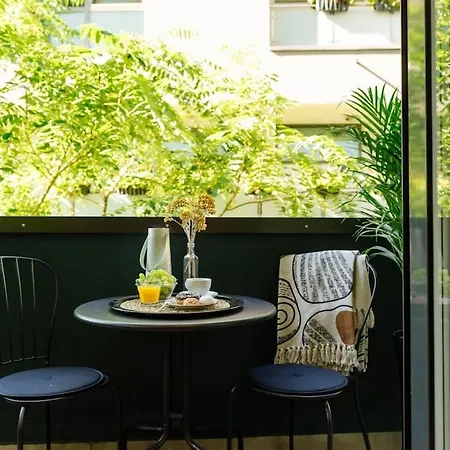 1 - New Building & Parking Apartament