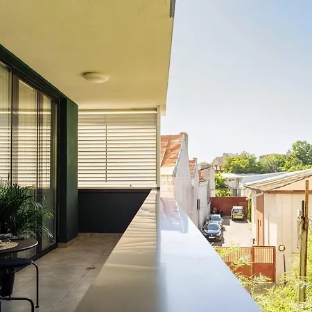 1 - New Building & Parking Appartement