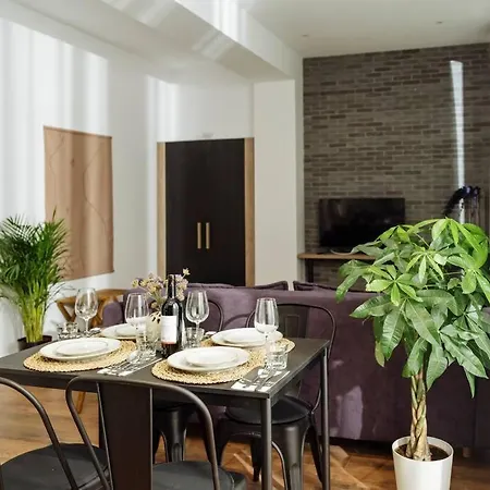 1 - New Building & Parking Apartament *