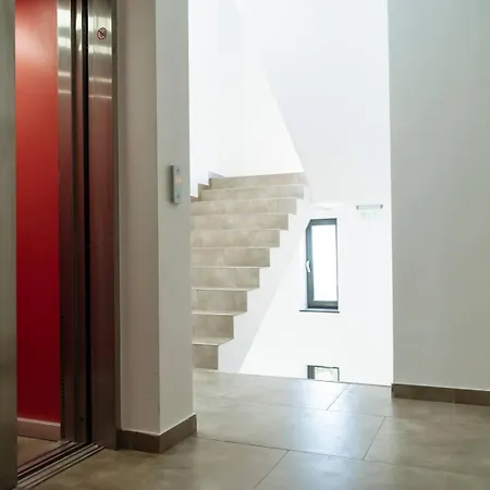 1 - New Building & Parking Appartement