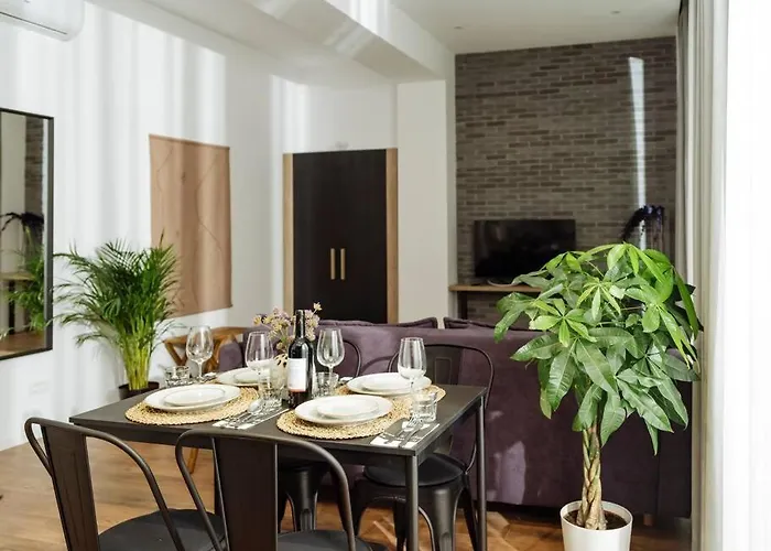 1 - New Building & Parking Daire *