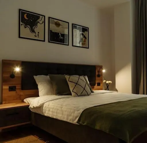 1 - New Building & Parking * Bucureşti