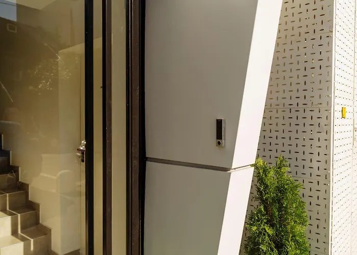 1 - New Building & Parking Daire Bükreş