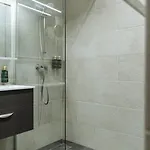 1 - New Building & Parking Апартаменти *